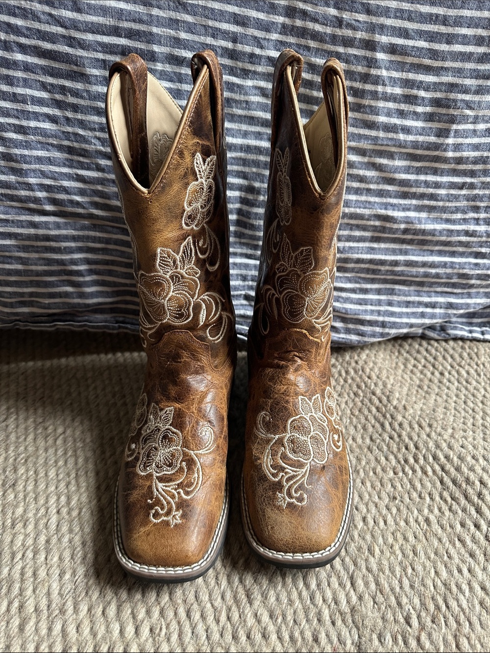Boot Barn Embroidered Western Cowboy Boots
